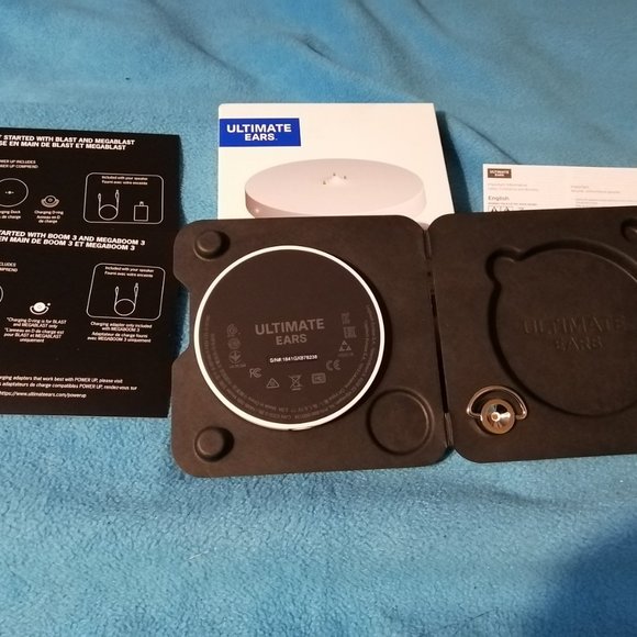 UE Power Up Wireless Charging Dock - Picture 3 of 7